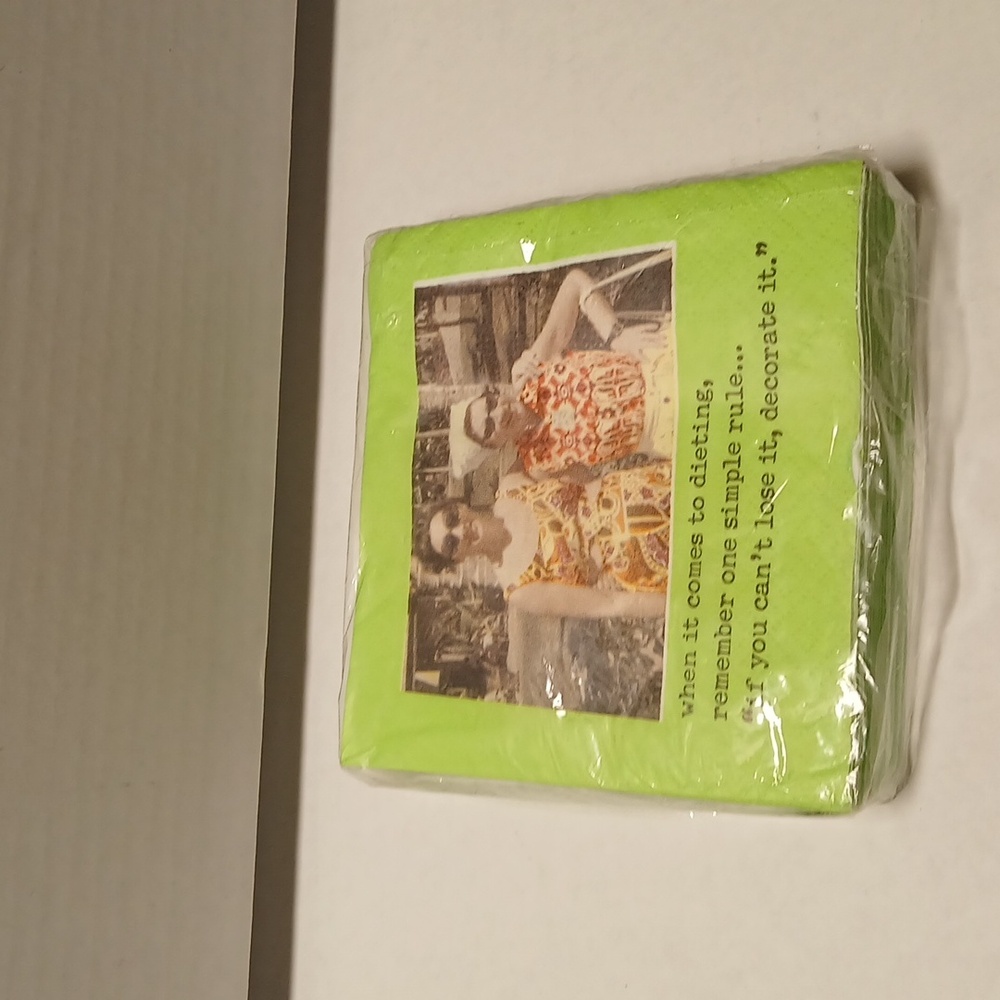 One Simple Rule Green Decorative Party Napkins NWT